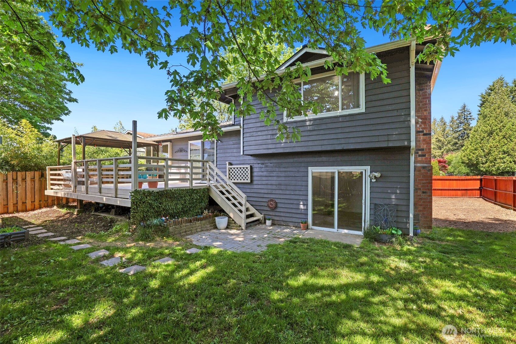 21871 SE 267th Street , Maple Valley, WA 98038