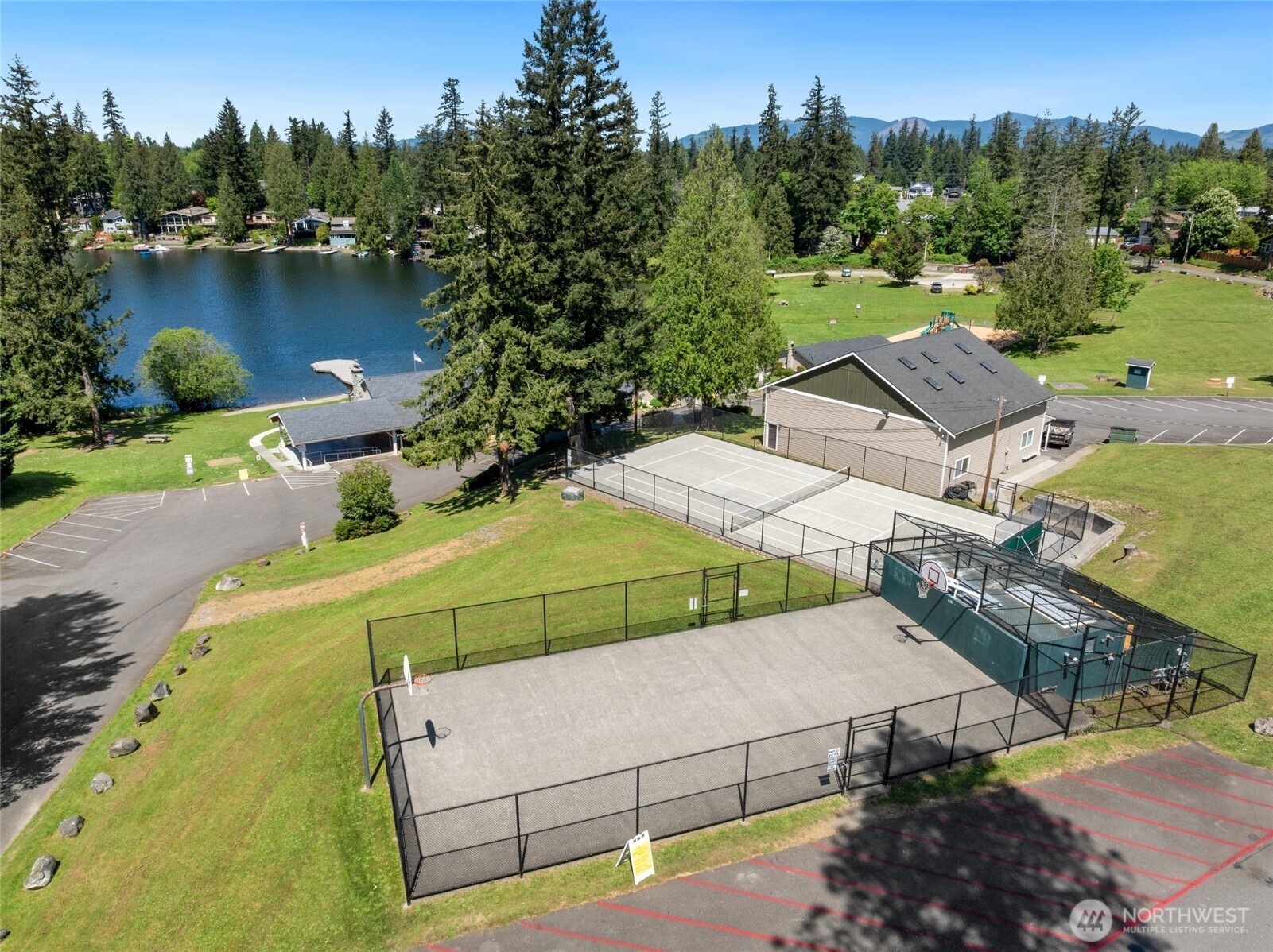 21871 SE 267th Street , Maple Valley, WA 98038