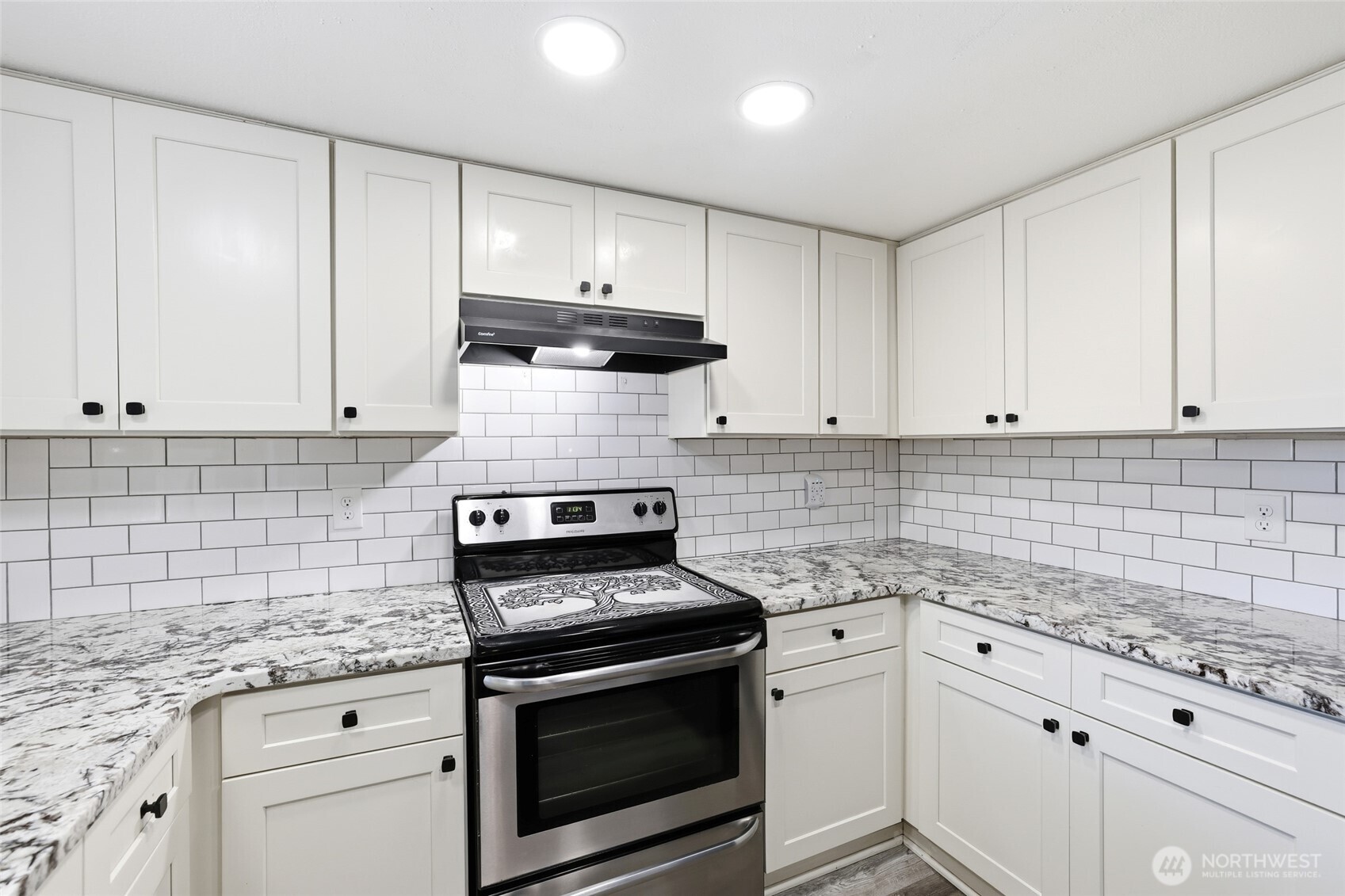 21871 SE 267th Street , Maple Valley, WA 98038