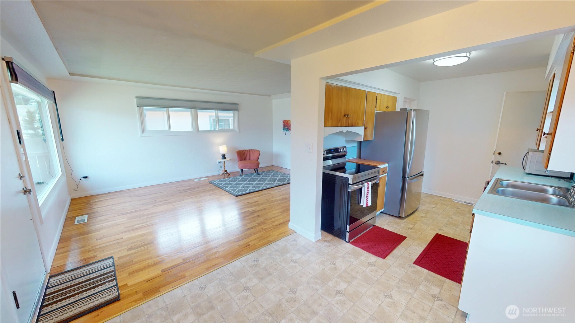 4518 S 9th Street , Tacoma, WA 98405