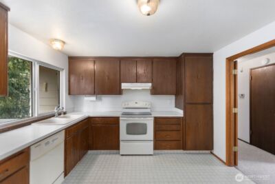 21627 9th Place W, Bothell, WA 98021 - Photo 11
