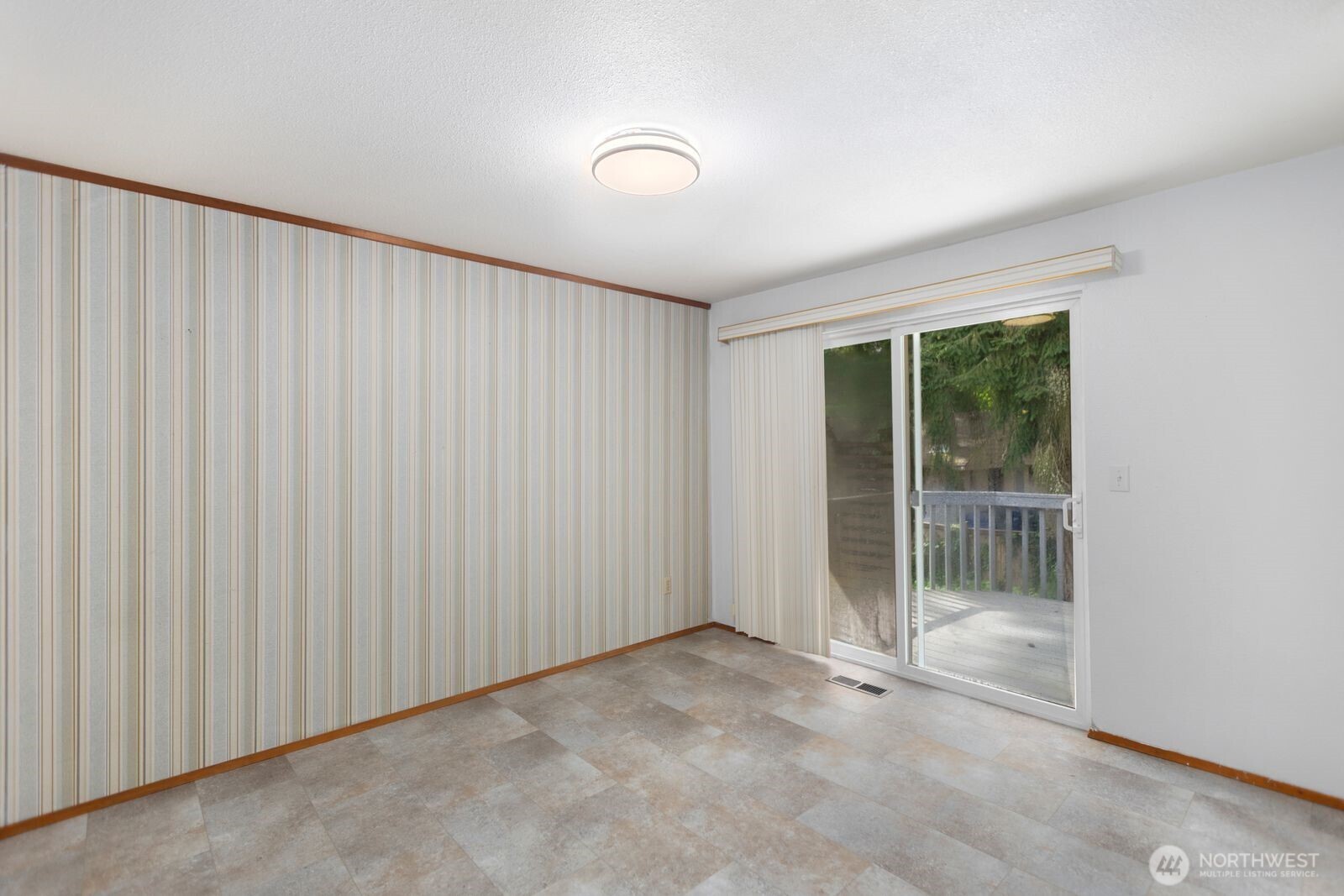 21627 9th Place W, Bothell, WA 98021