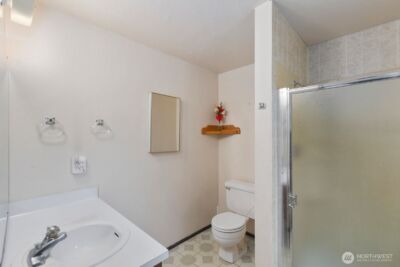 21627 9th Place W, Bothell, WA 98021 - Photo 19