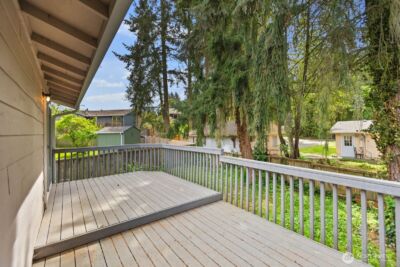 21627 9th Place W, Bothell, WA 98021 - Photo 32