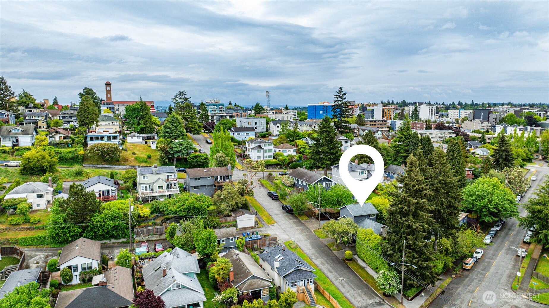 4515 SW Genesee Street , Seattle, WA 98116