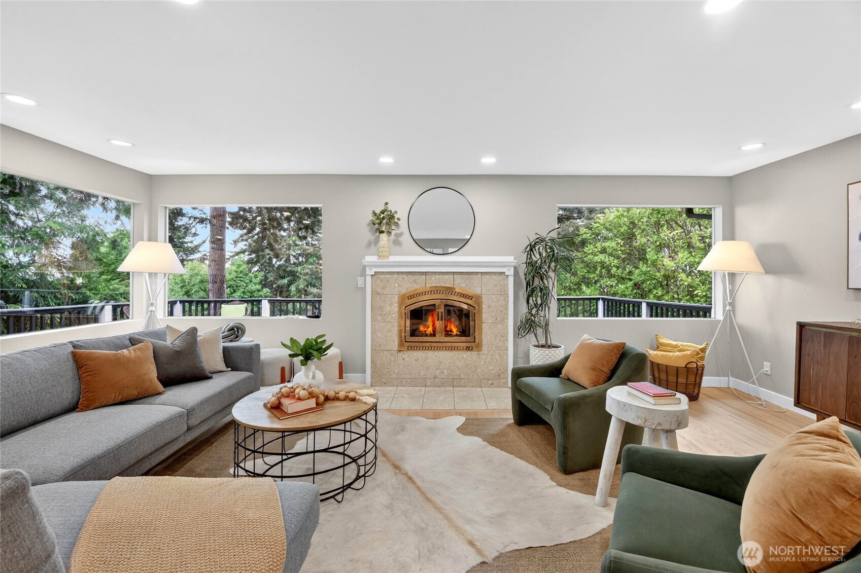 4515 SW Genesee Street , Seattle, WA 98116