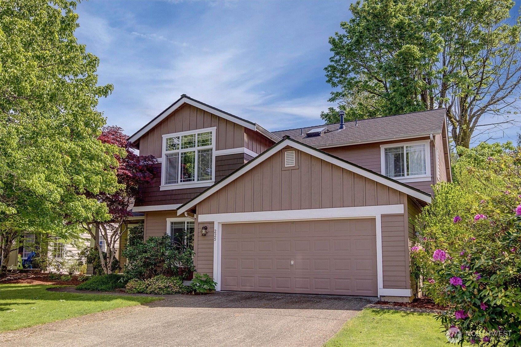 225 SE 10th Circle , North Bend, WA 98045