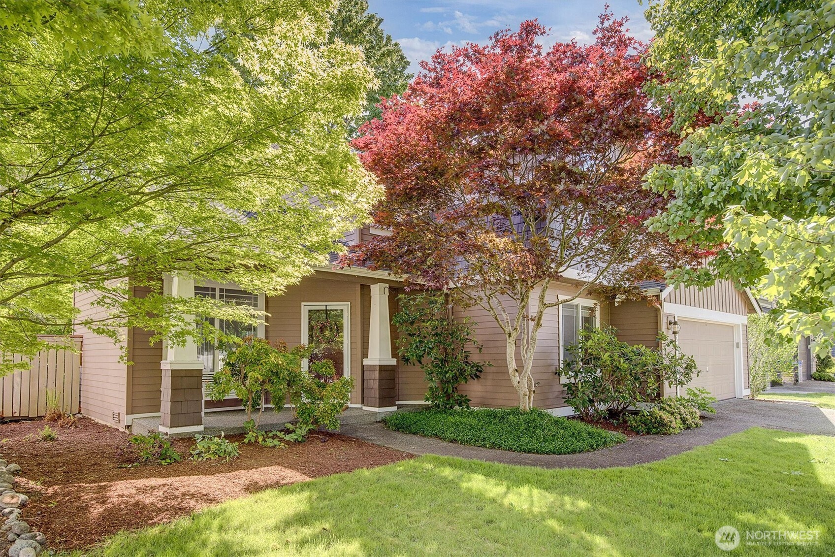 225 SE 10th Circle , North Bend, WA 98045
