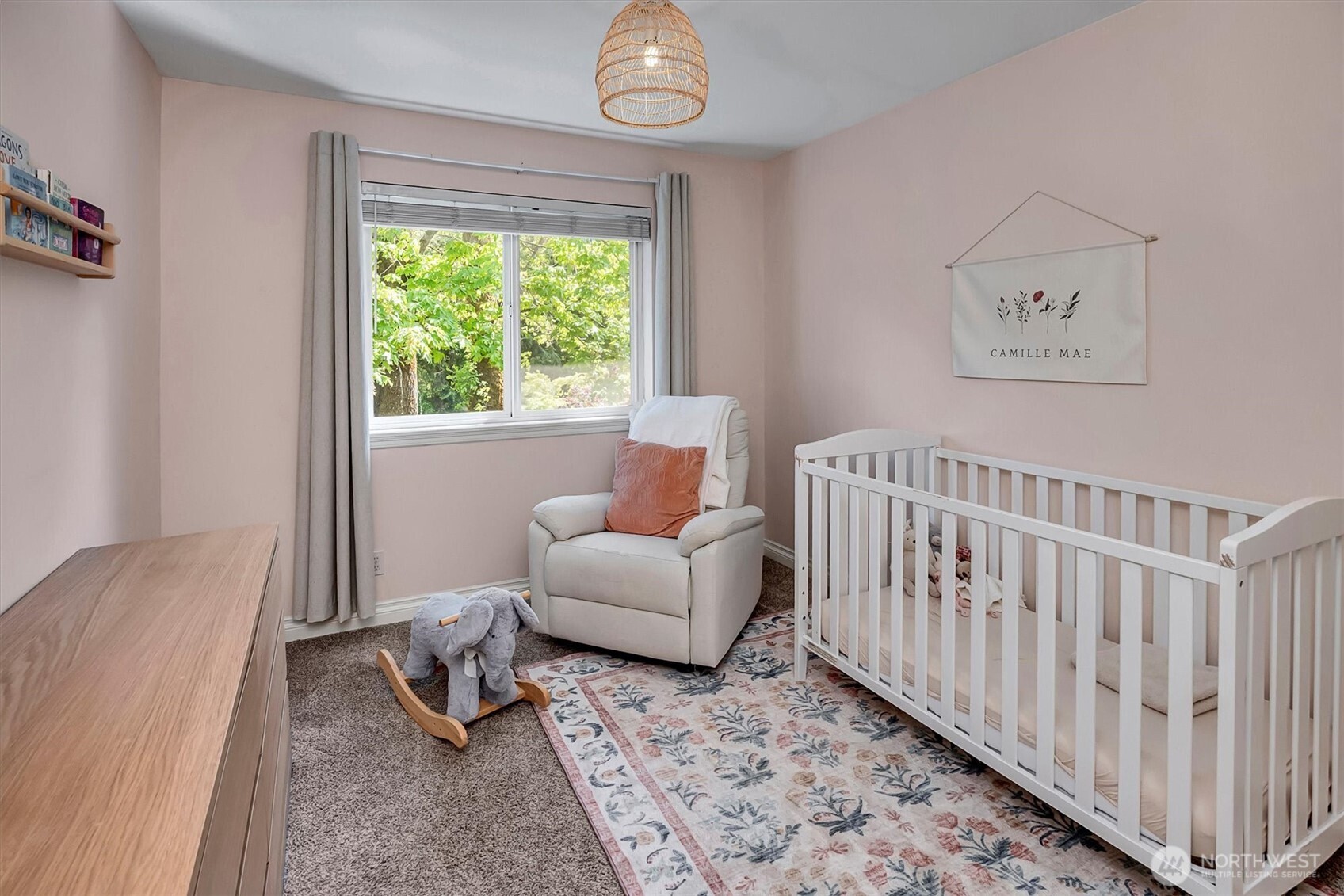 225 SE 10th Circle , North Bend, WA 98045