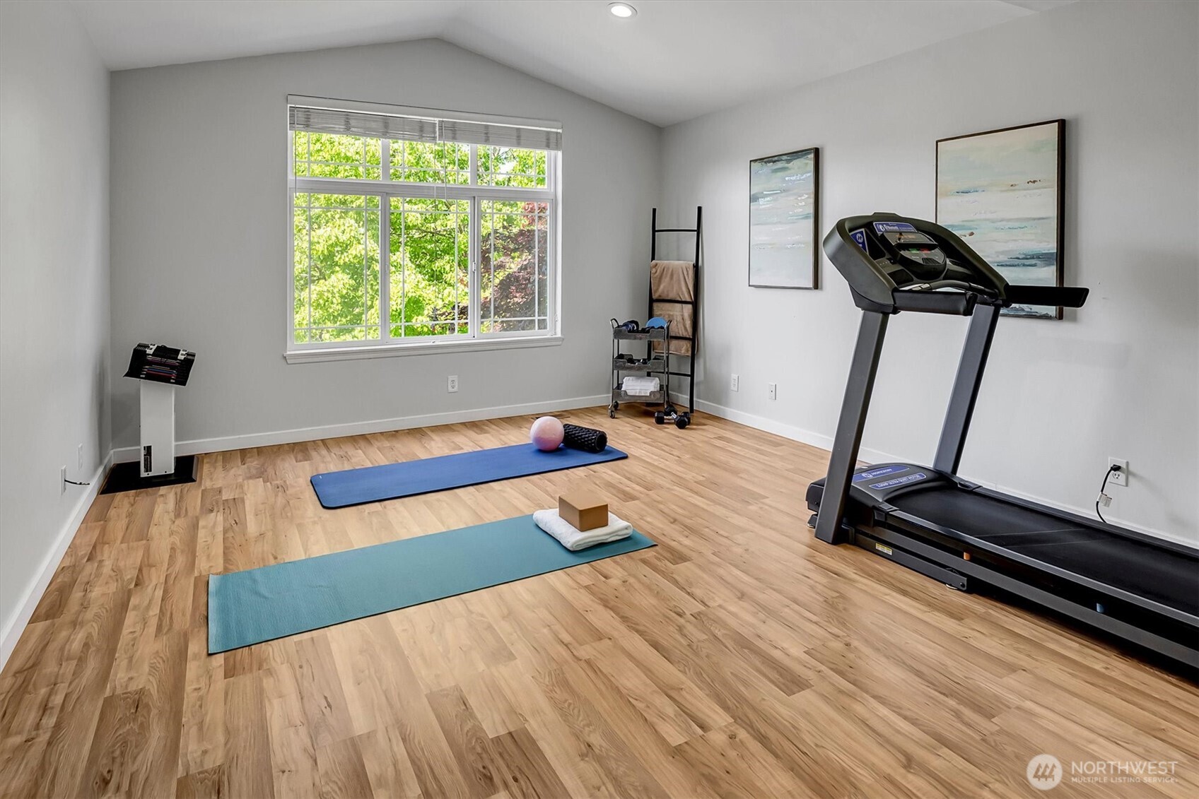 225 SE 10th Circle , North Bend, WA 98045