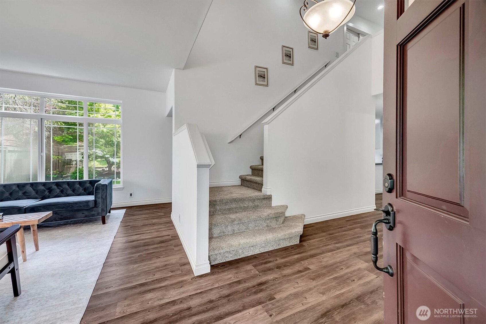 225 SE 10th Circle , North Bend, WA 98045