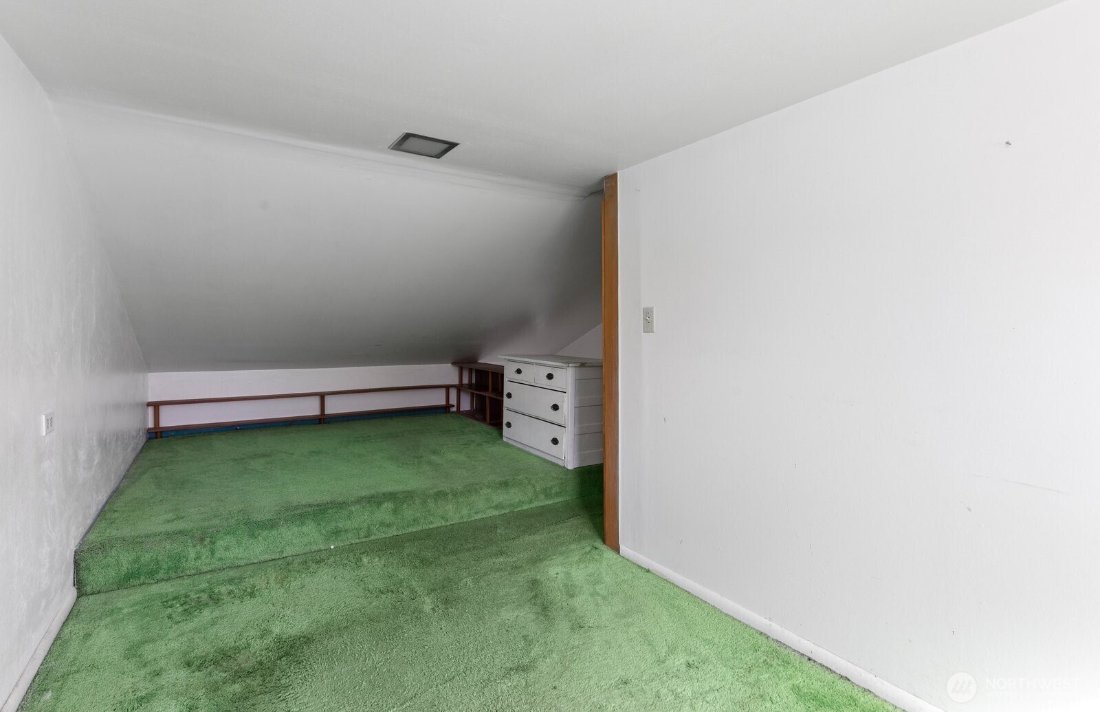 164 NE Ernst , Oak Harbor, WA 98277