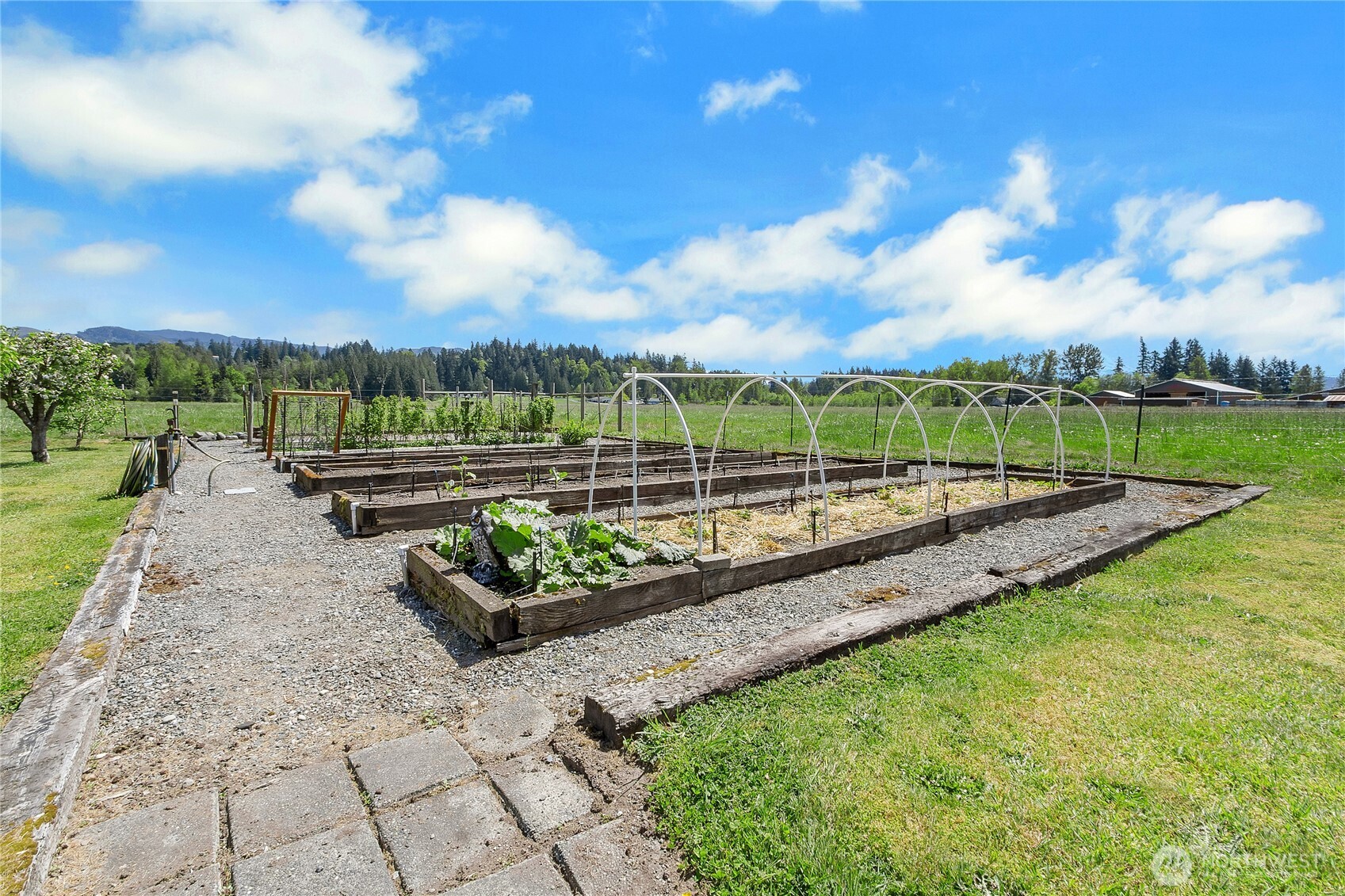39614 264th Avenue SE, Enumclaw, WA 98022