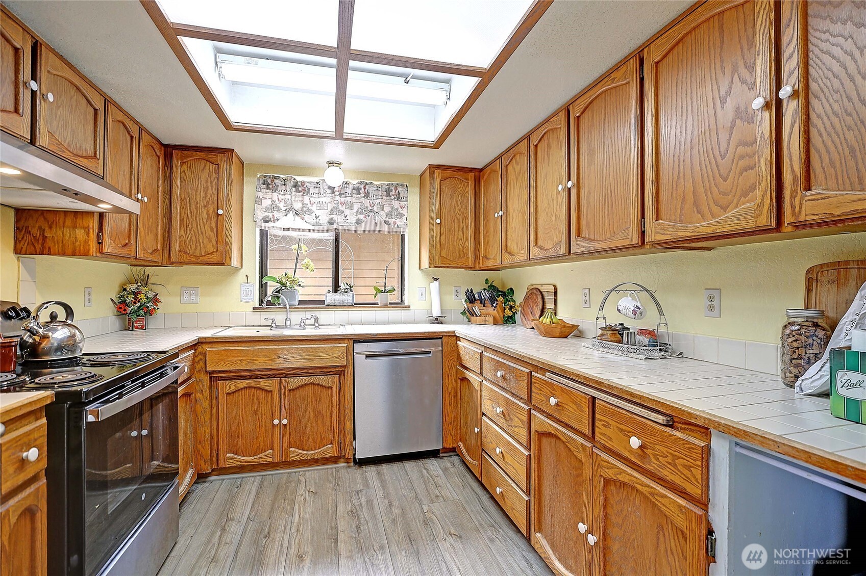 30520 379th Avenue NE, Arlington, WA 98223-9281