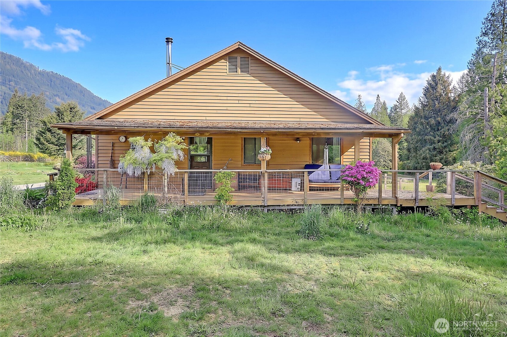 30520 379th Avenue NE, Arlington, WA 98223-9281