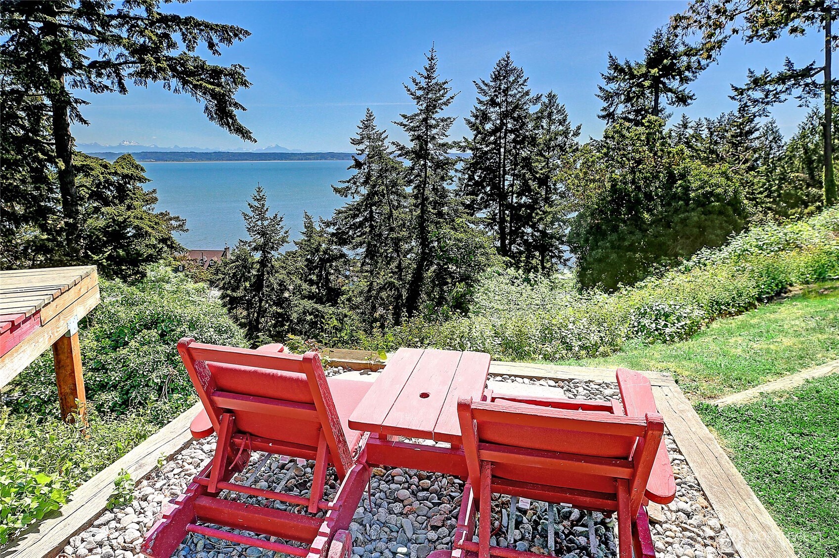 620 Moe Road , Camano Island, WA 98282