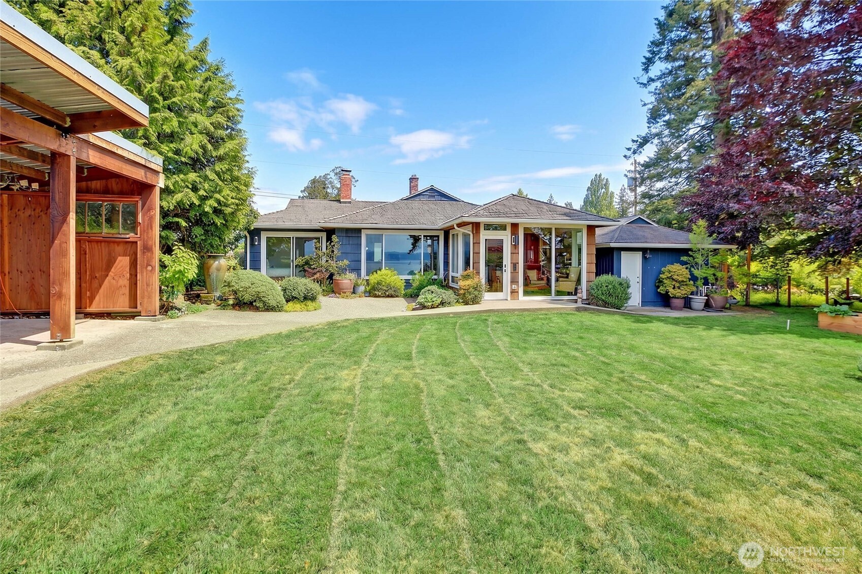 620 Moe Road , Camano Island, WA 98282