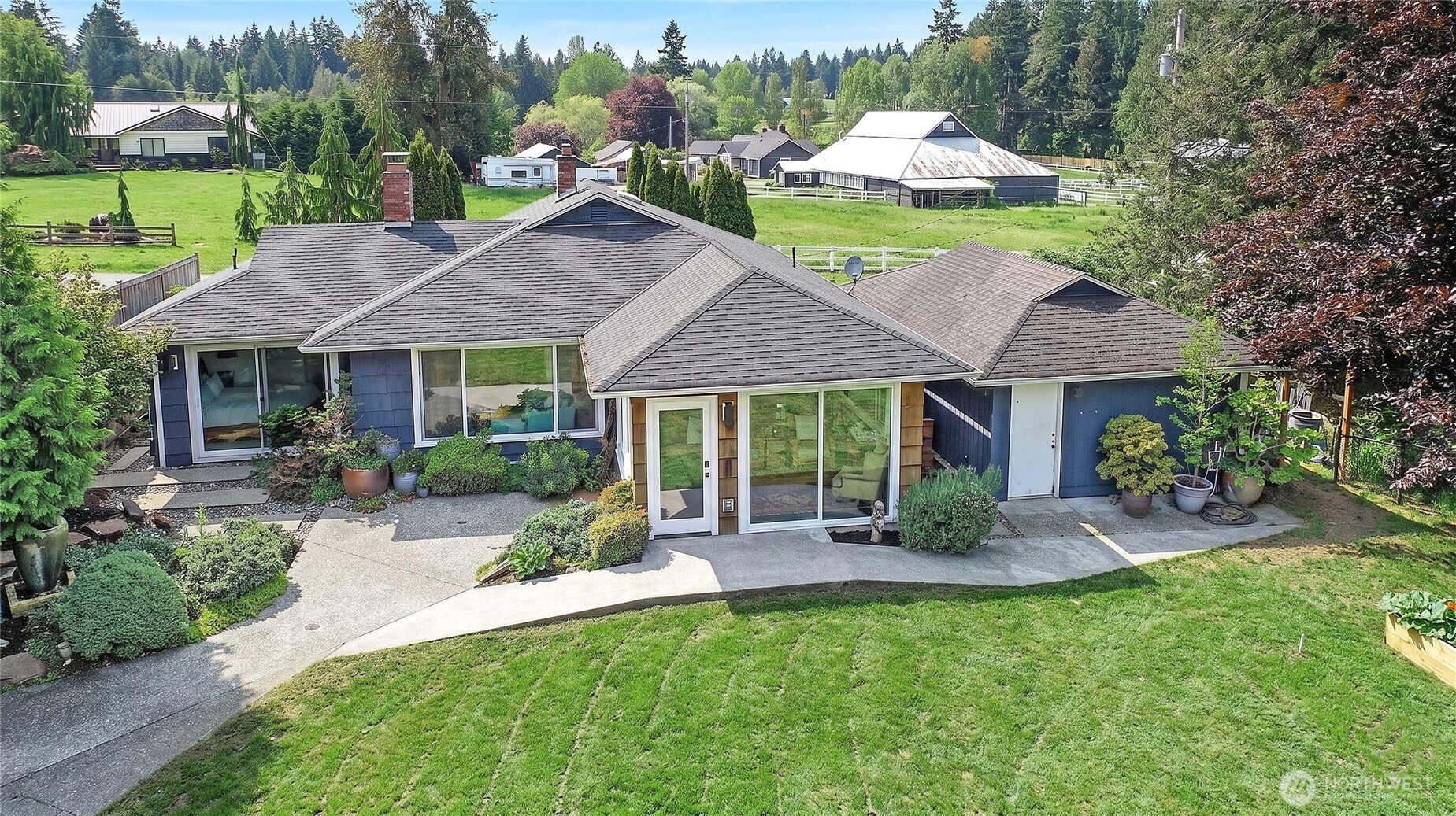 620 Moe Road , Camano Island, WA 98282