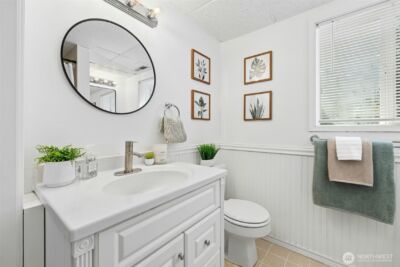 711 Eagle Cliff Rd NE, Bainbridge Island, WA 98110 - Photo 18
