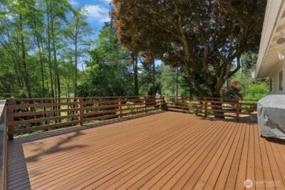 711 Eagle Cliff Rd NE, Bainbridge Island, WA 98110 - Photo 19