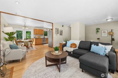 711 Eagle Cliff Rd NE, Bainbridge Island, WA 98110 - Photo 4
