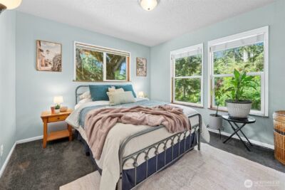 711 Eagle Cliff Rd NE, Bainbridge Island, WA 98110 - Photo 8