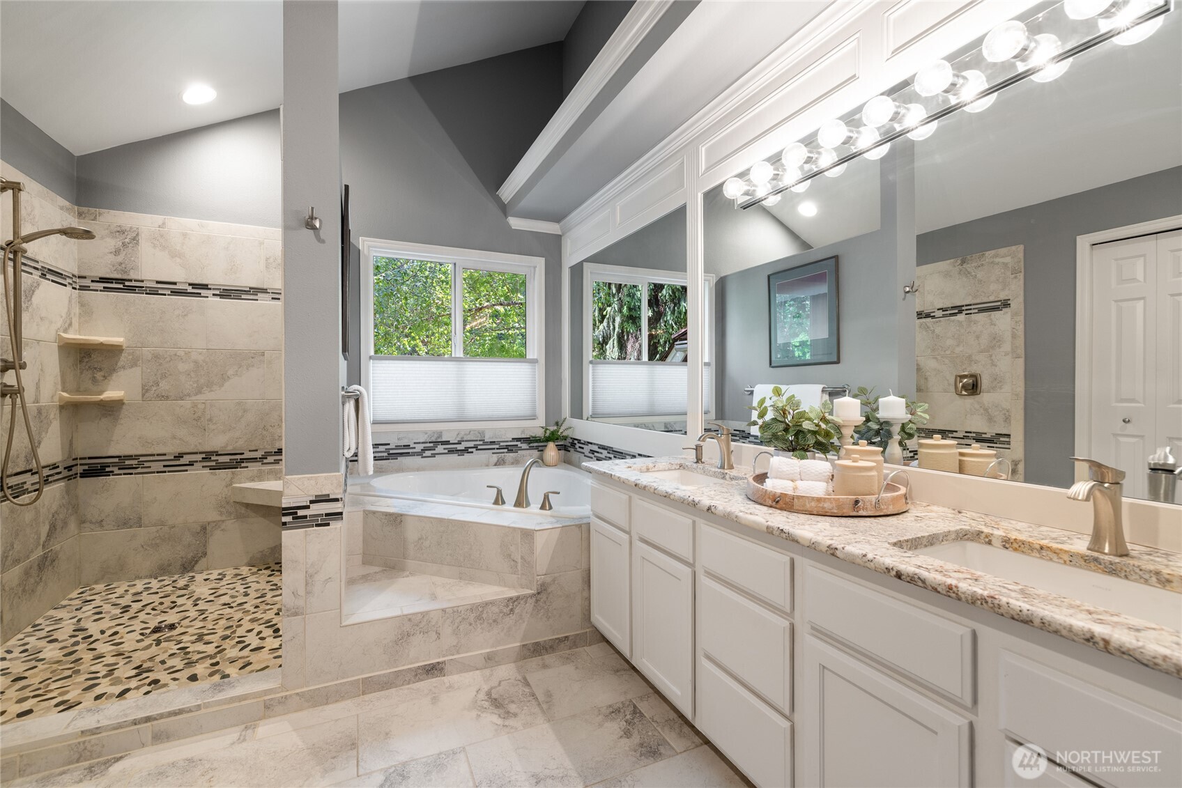 2106 28th Street Ct NW, Gig Harbor, WA 98335