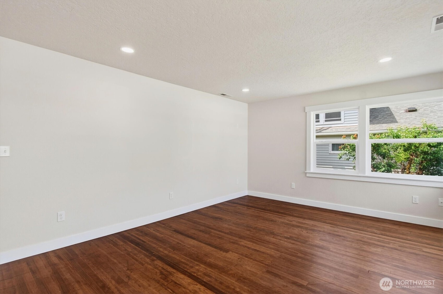 3 Pacific Place , Longview, WA 98632