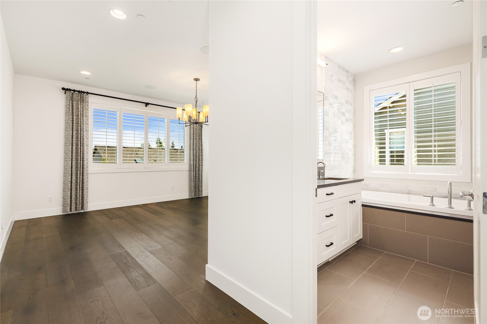 12160 173rd Place NE, Redmond, WA 98052