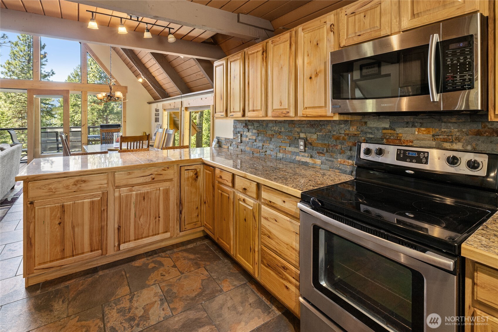 151 Sandstone Drive , Ronald, WA 98940