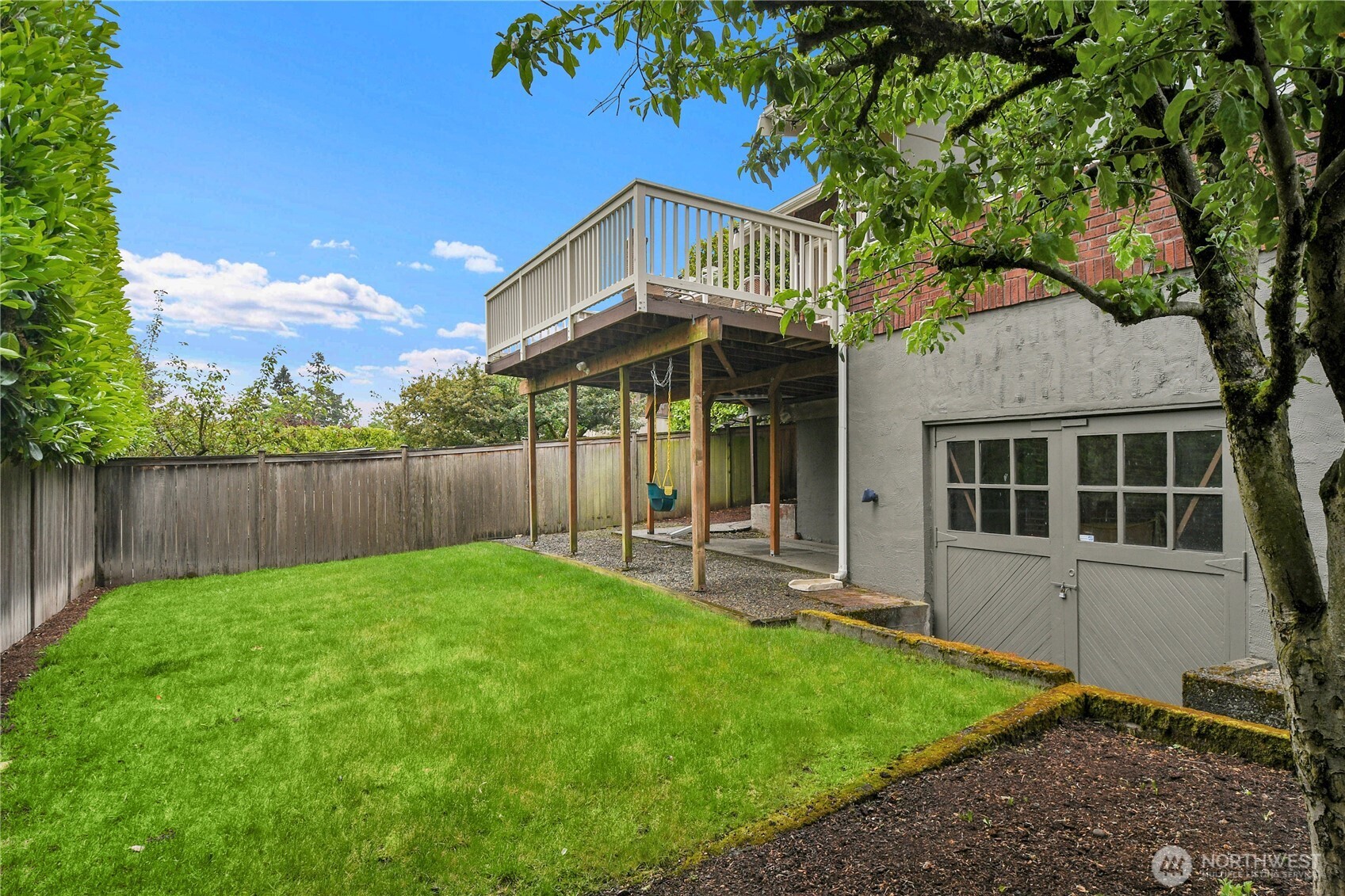 110 Smith Street , Seattle, WA 98109