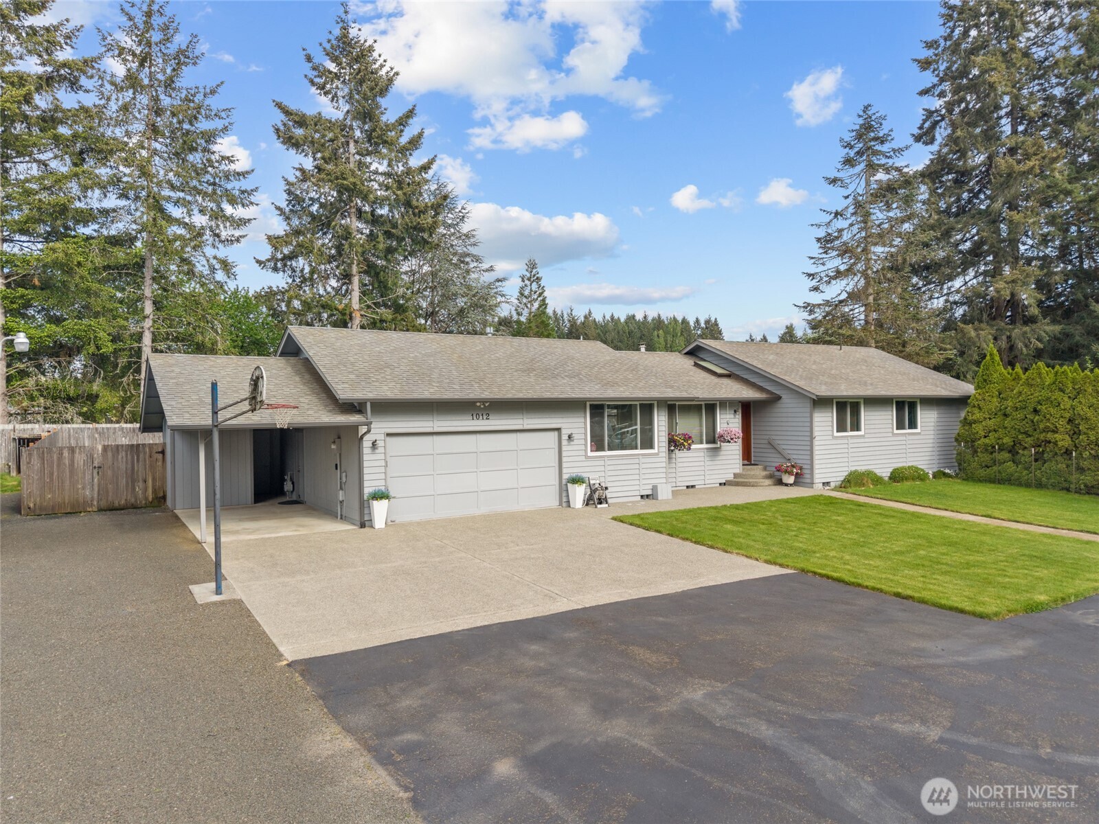 1012 Narnia Lane NW, Olympia, WA 98502