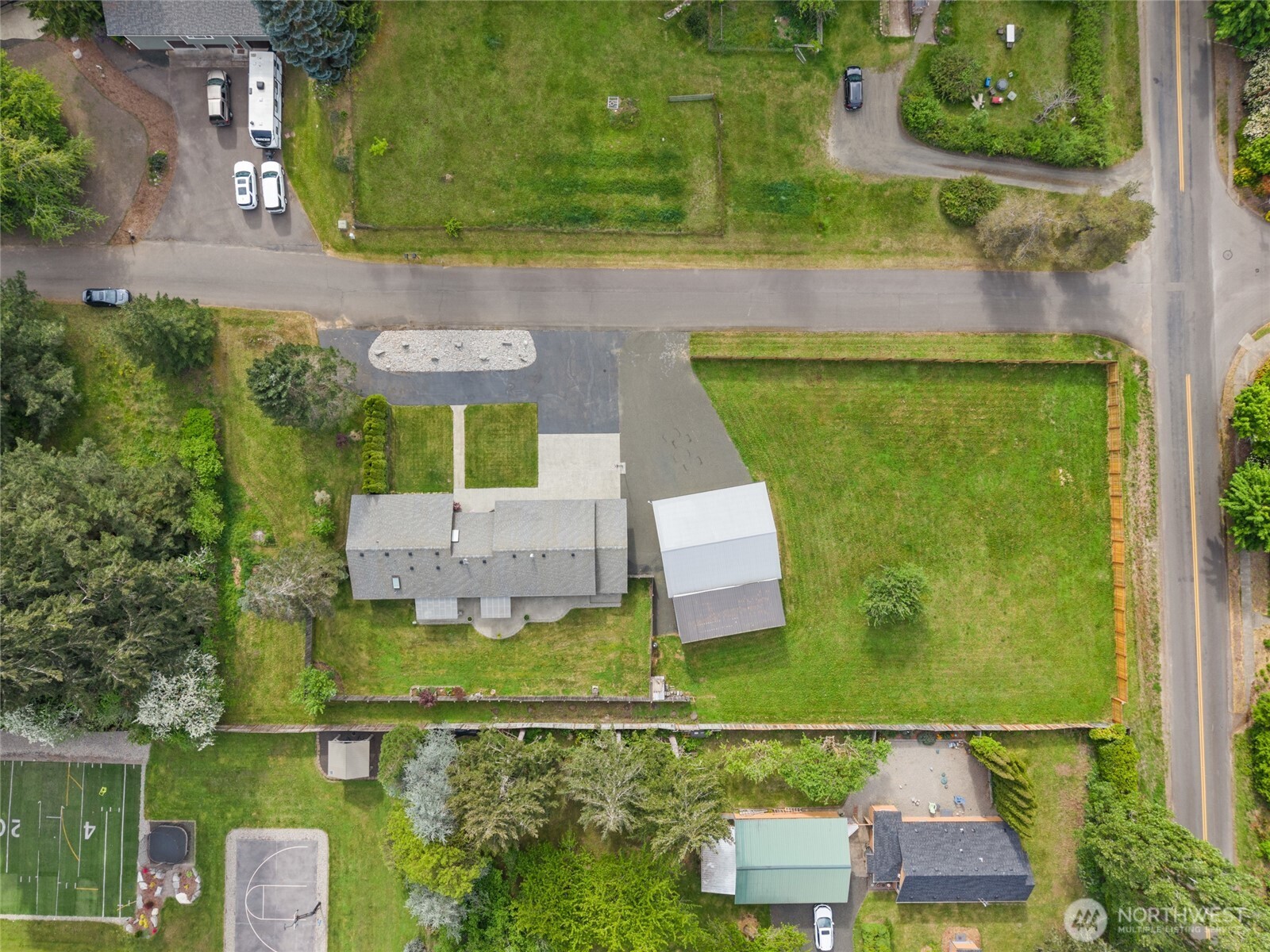 1012 Narnia Lane NW, Olympia, WA 98502