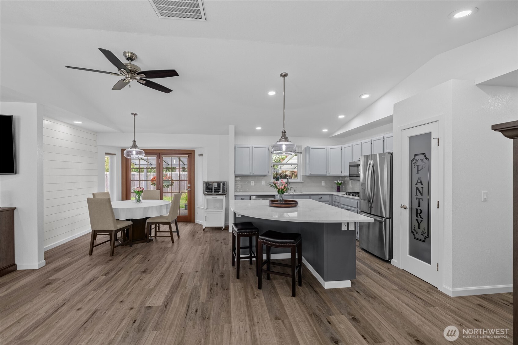 1012 Narnia Lane NW, Olympia, WA 98502