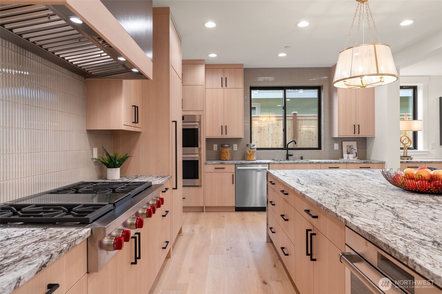 15327 SE 22nd Street , Bellevue, WA 98008
