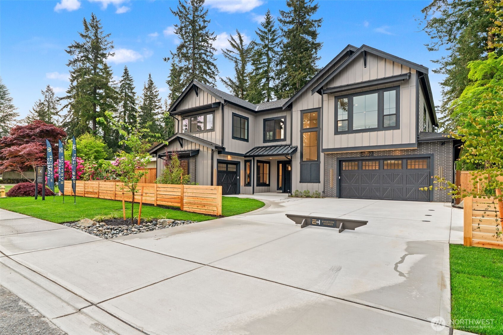 15327 SE 22nd Street , Bellevue, WA 98008