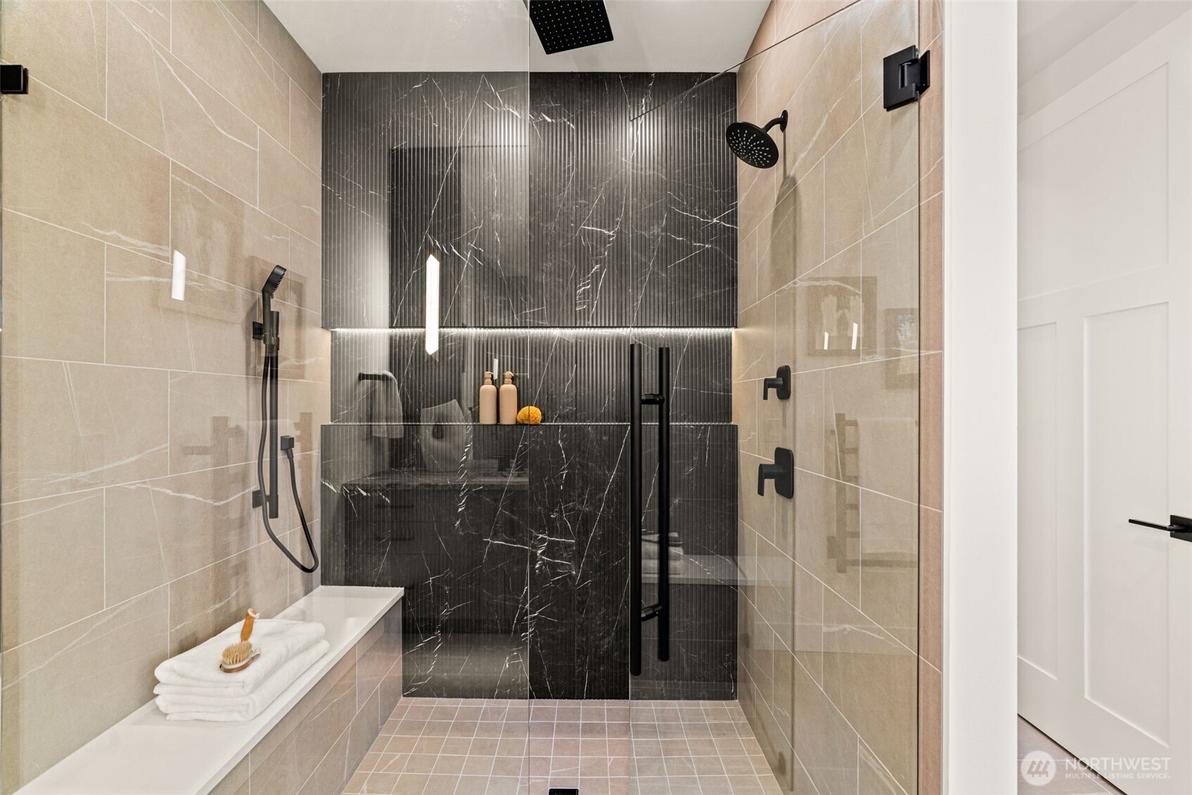 15327 SE 22nd Street , Bellevue, WA 98008