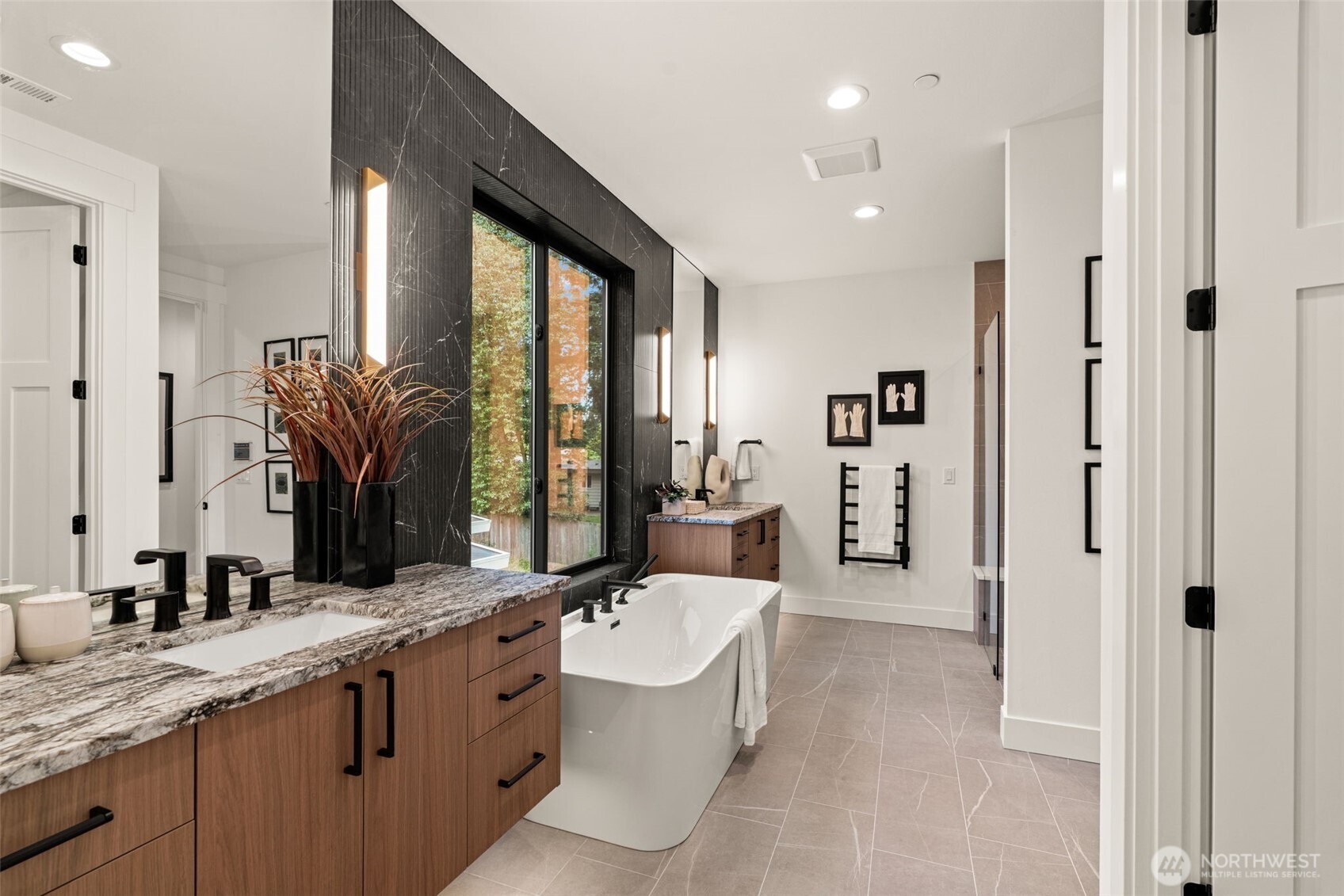 15327 SE 22nd Street , Bellevue, WA 98008