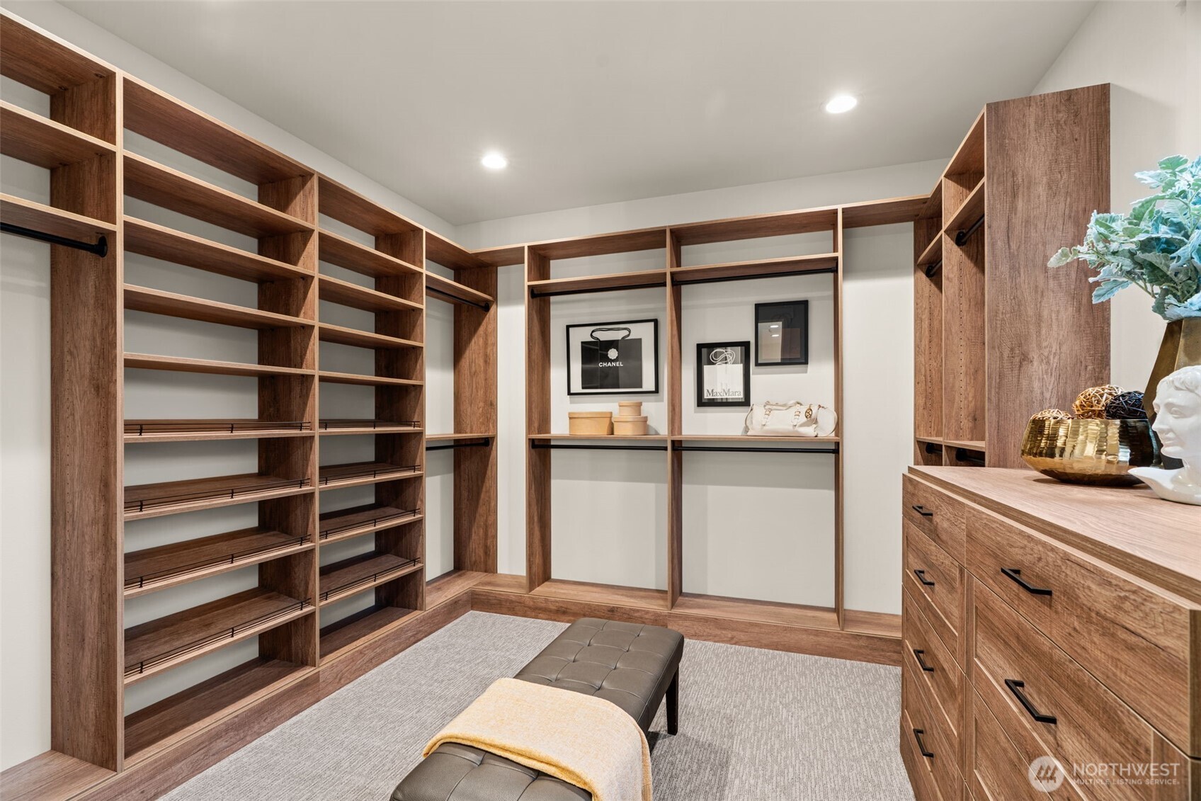 15327 SE 22nd Street , Bellevue, WA 98008