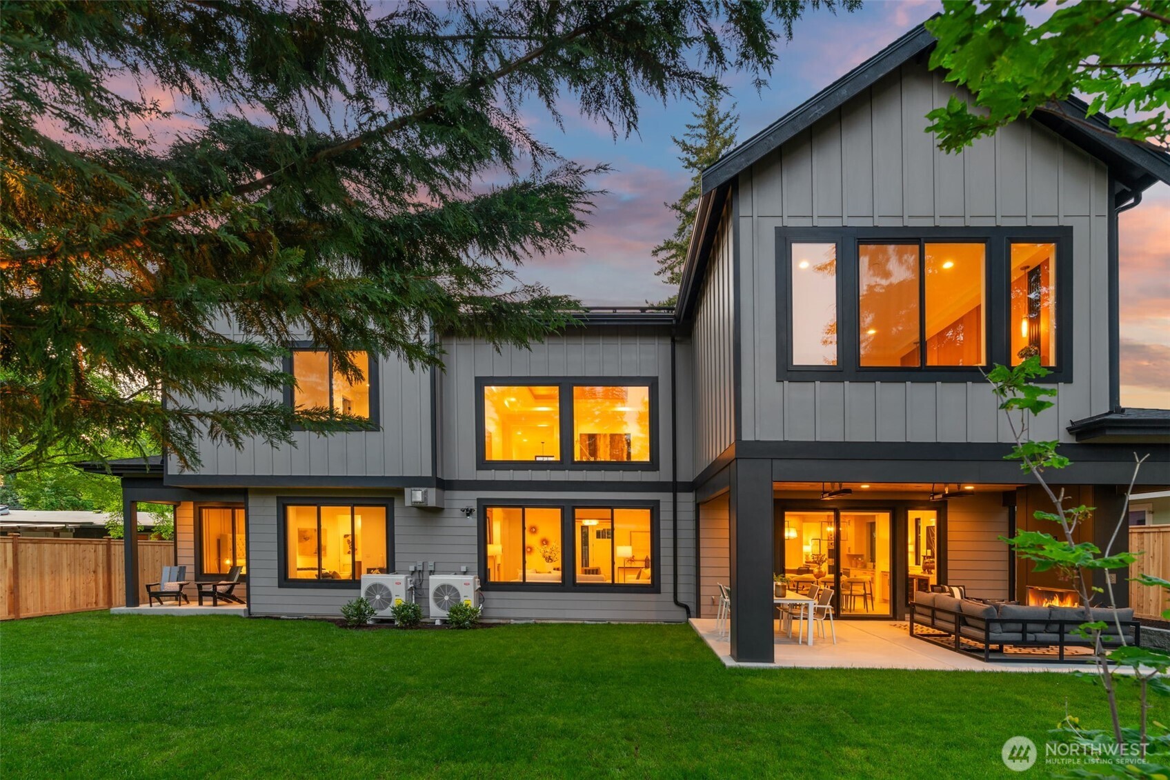15327 SE 22nd Street , Bellevue, WA 98008