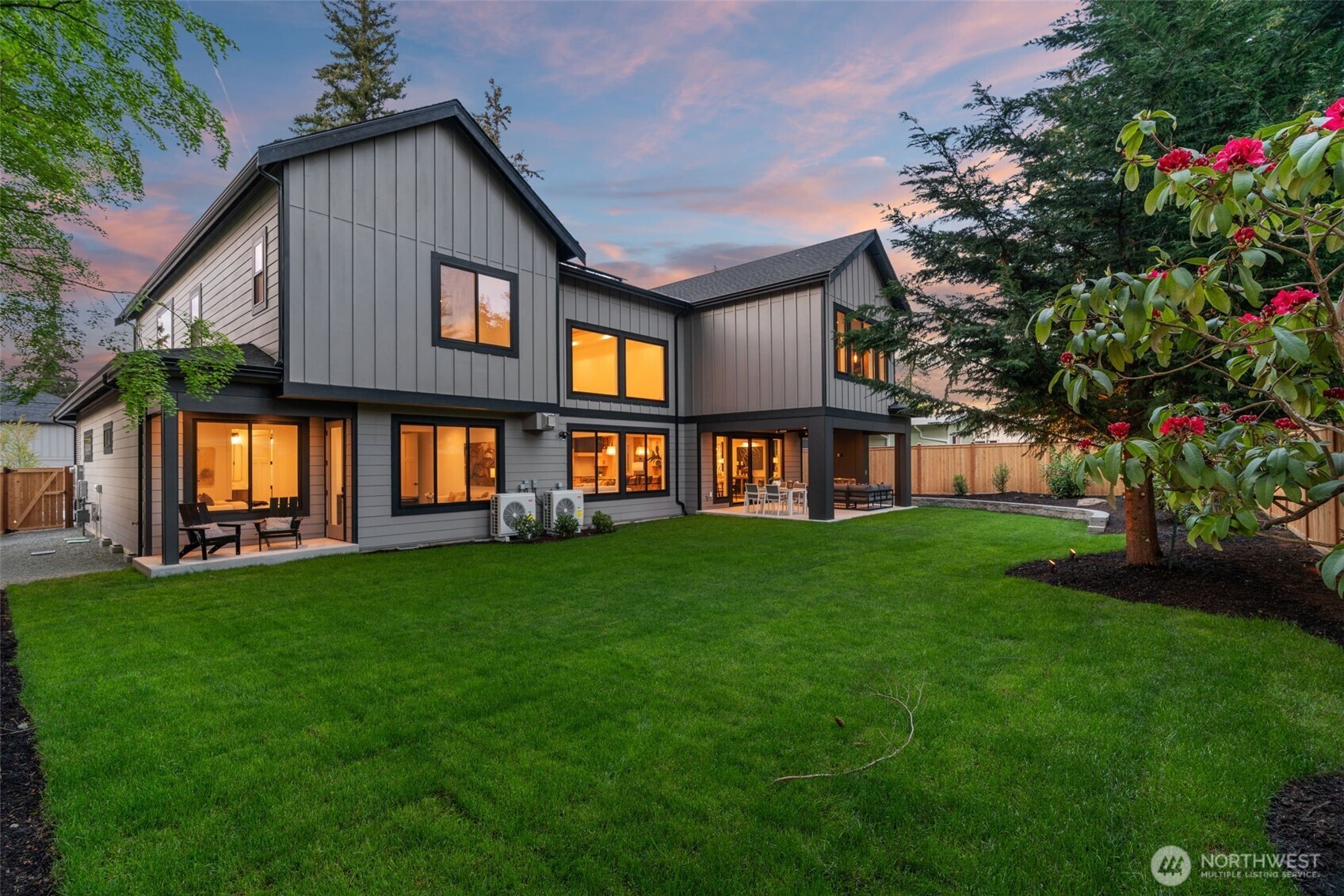 15327 SE 22nd Street , Bellevue, WA 98008