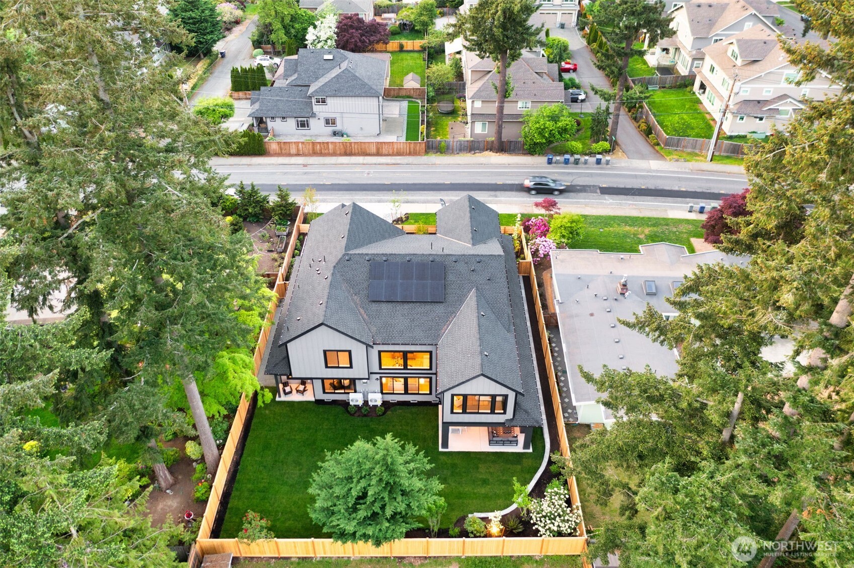 15327 SE 22nd Street , Bellevue, WA 98008