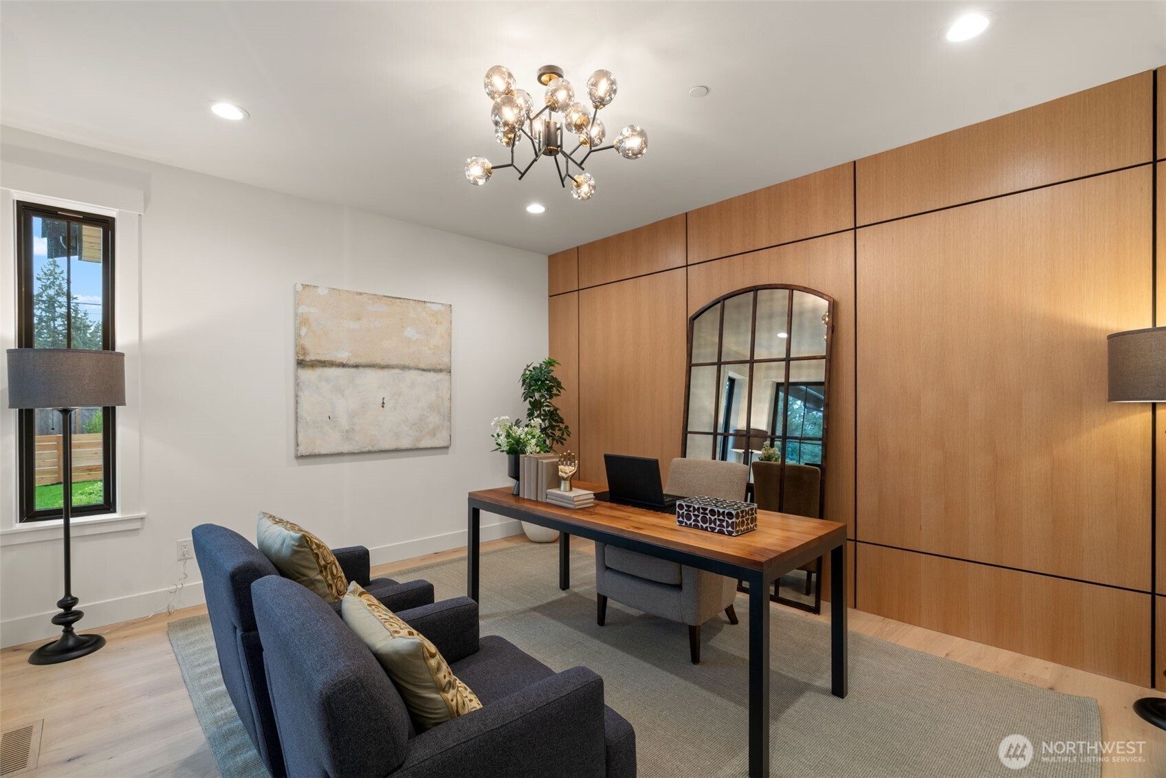 15327 SE 22nd Street , Bellevue, WA 98008