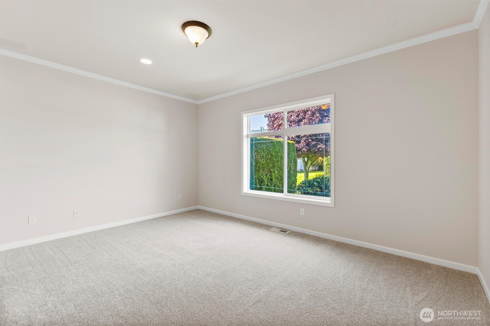 1149 Aaron Drive #B, Lynden, WA 98264