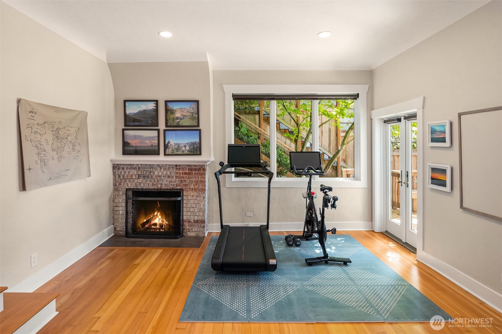 2403 11th Avenue W, Seattle, WA 98119-2501
