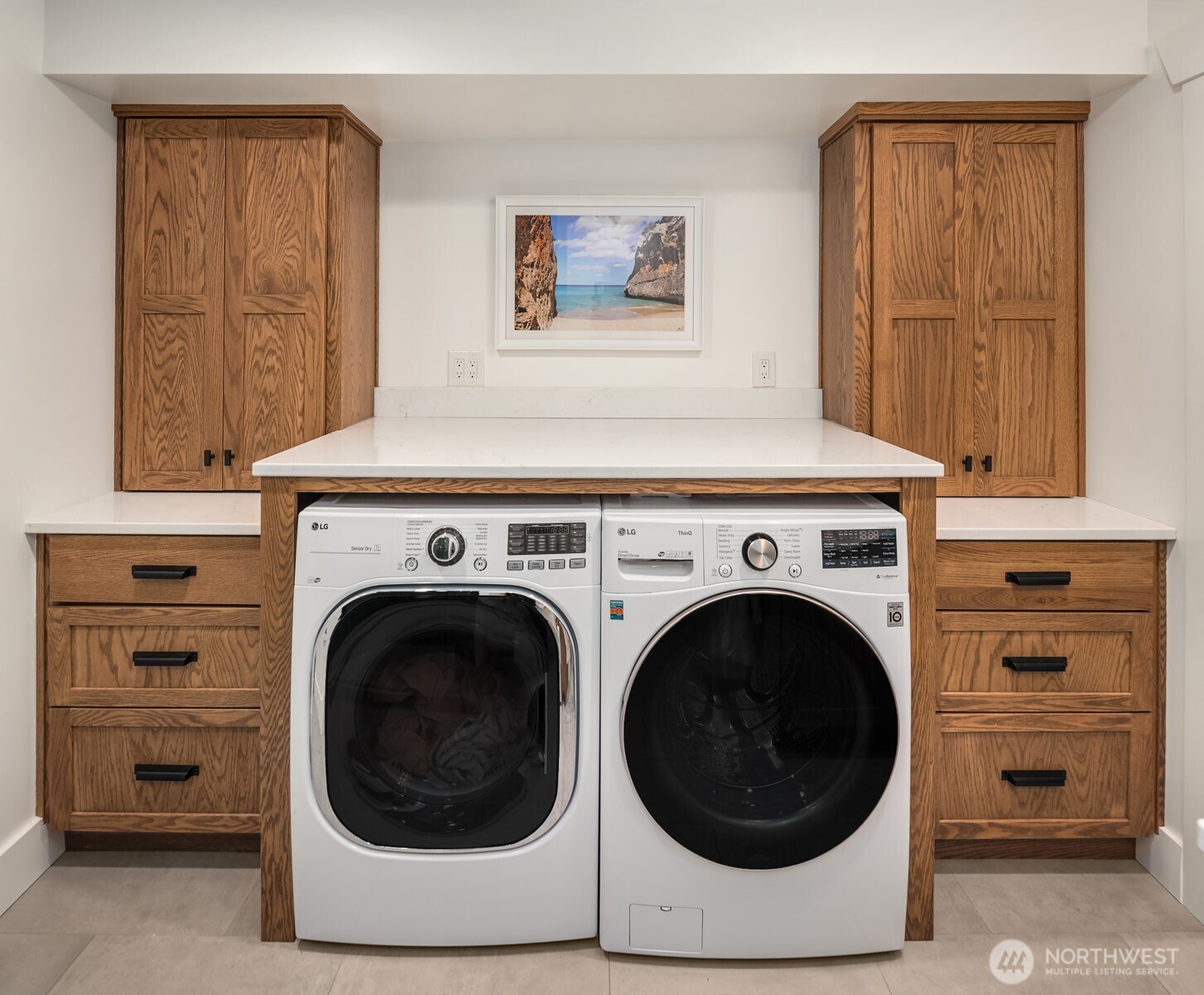 2403 11th Avenue W, Seattle, WA 98119-2501