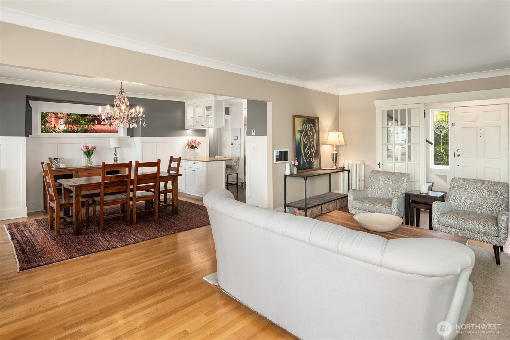 2403 11th Avenue W, Seattle, WA 98119-2501