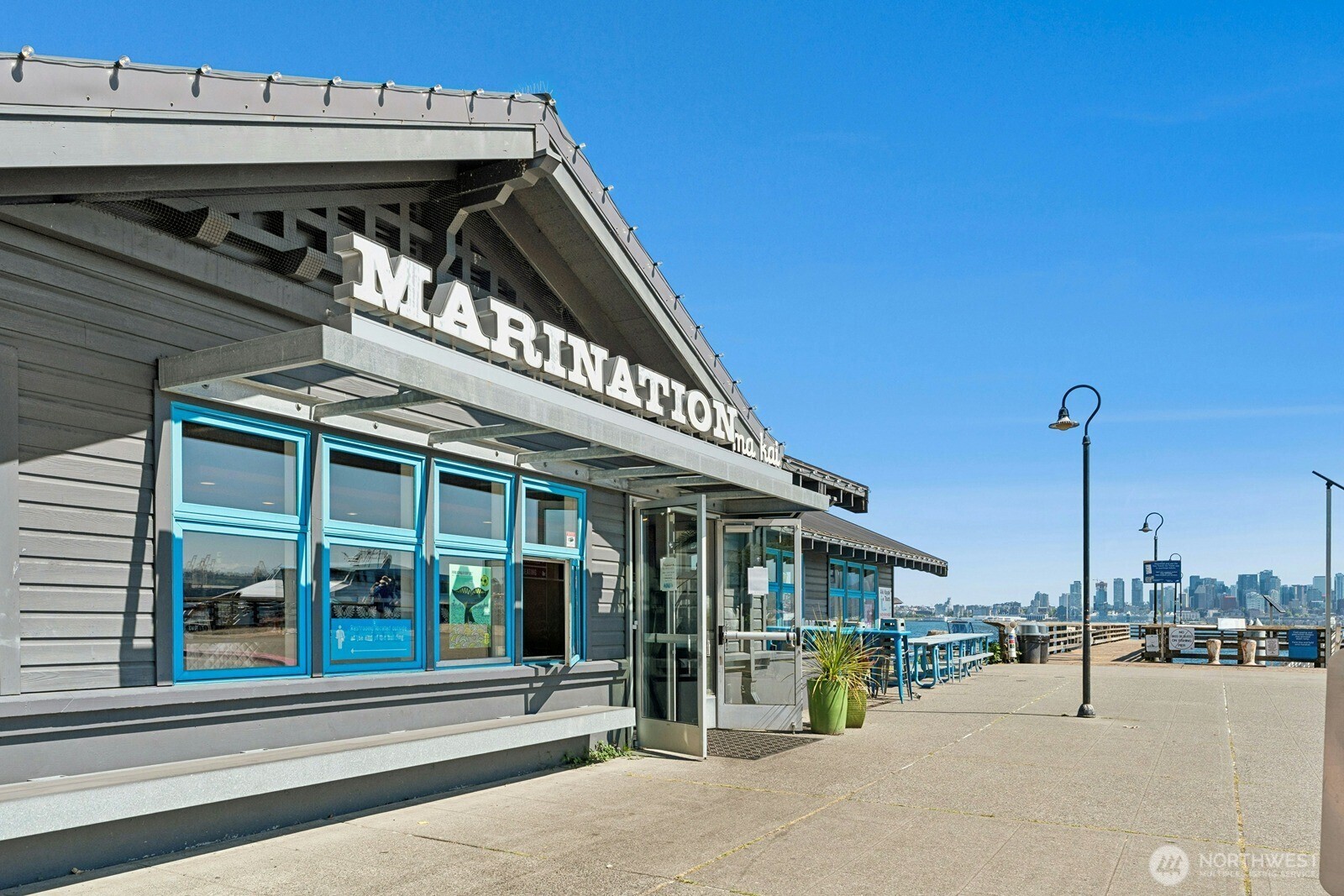 1221 Harbor Avenue SW #105, Seattle, WA 98116-1745