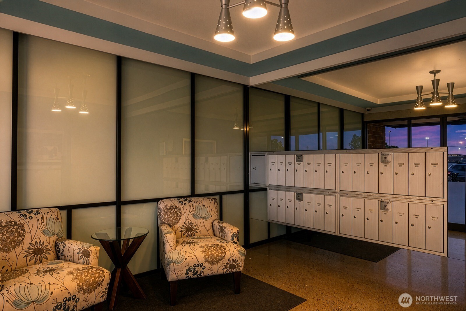 1221 Harbor Avenue SW #105, Seattle, WA 98116-1745