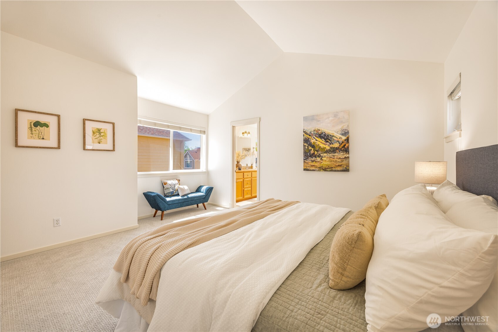 2055 Larchmount Drive NE, Issaquah, WA 98029
